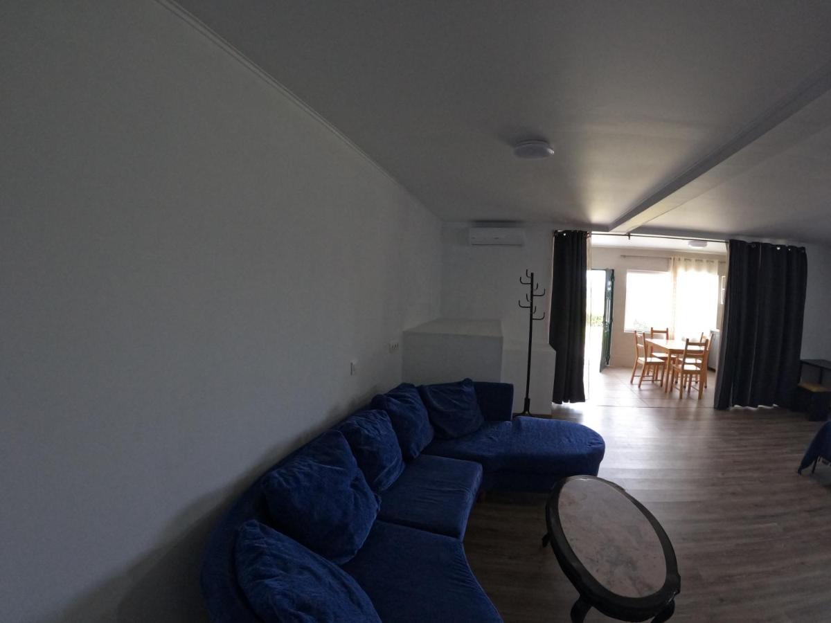 Apartamentos Praia Do Almoxarife Horta  Exterior photo